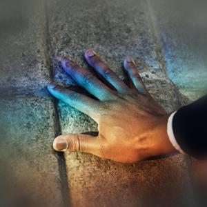 吃雪白的扔奶子视频大全
